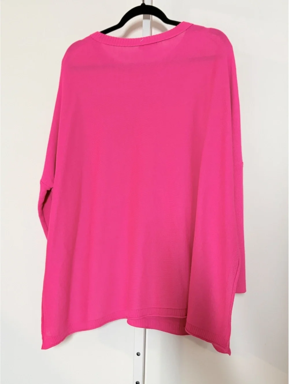 Mersea Women's Oversized Hot Pink Knit Sweater Size OS